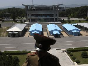 Südkorea sieht eigenen Angaben zufolge für einige seiner Auslandsvertretungen eine erhöhte Gefahr von Anschlägen durch Nordkorea.